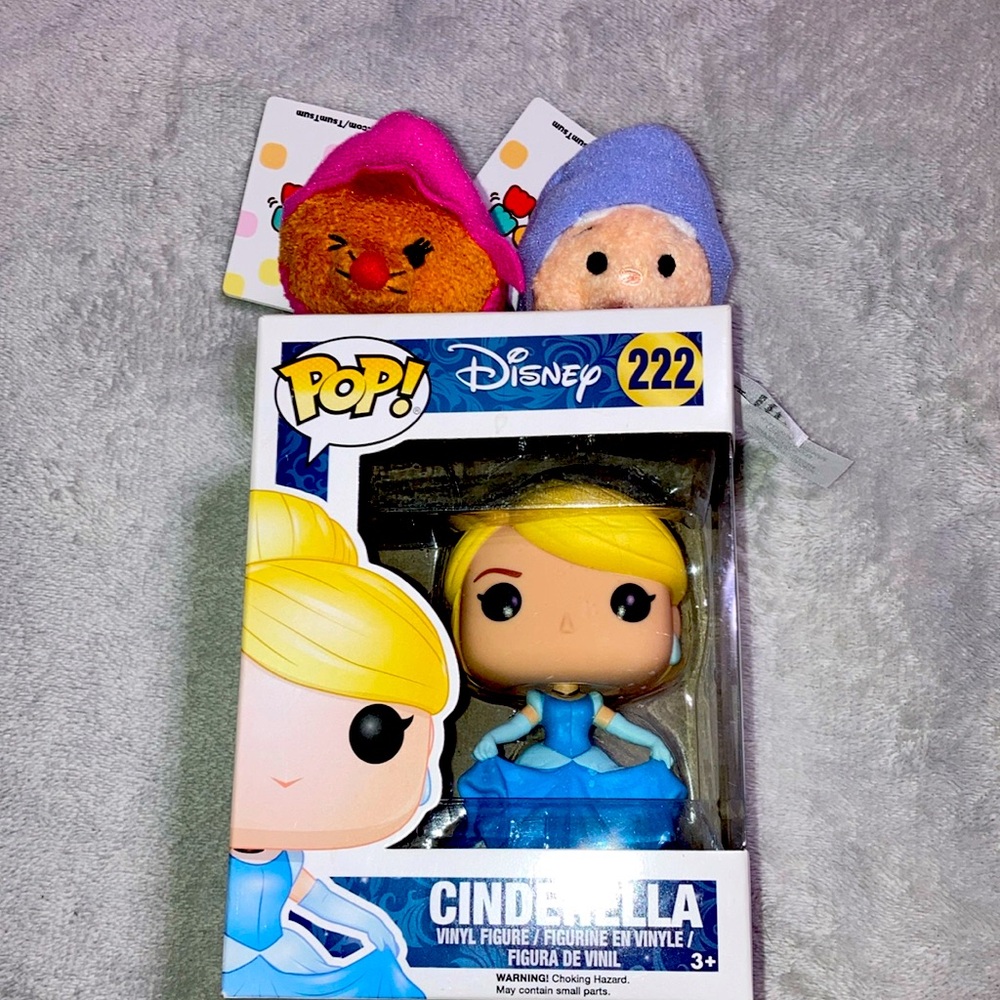 Funko Pop!! šøšš§āāļøCinderella, Perla Mouse, and Fairy Godmother. - Picture 1 of 8